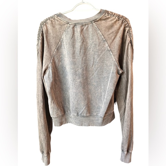 T.la NWT Long Sleeve Sweatshirt Size Small - Picture 2 of 6